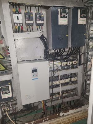 अच्छी कीमत स्केलेबल डिजाइन Inomax HVAC कंप्रेशर्स और मिक्सर के लिए चर गति ड्राइव 400V ऑनलाइन